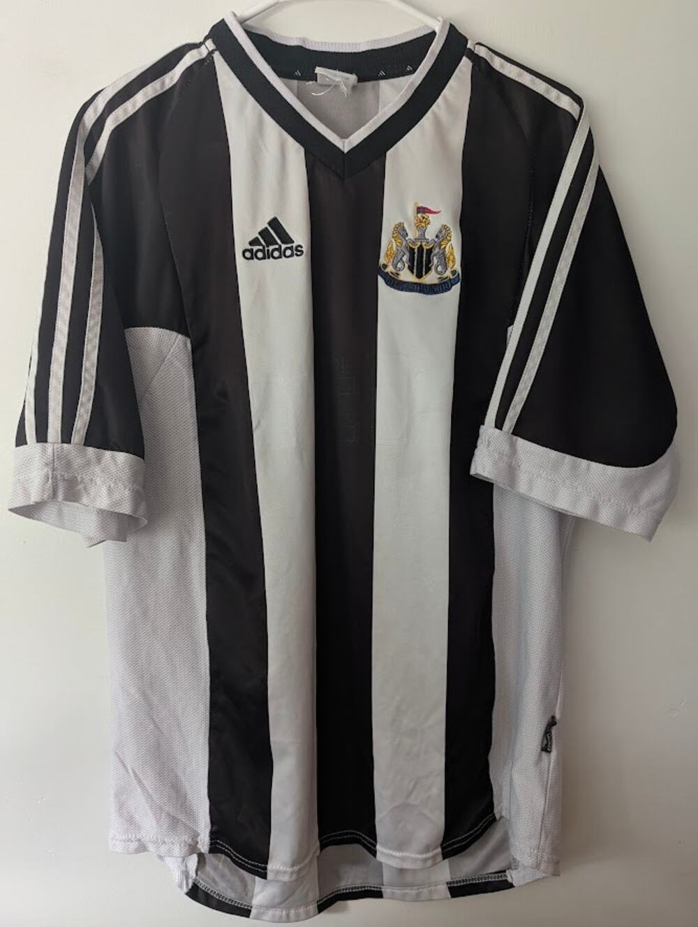 Newcastle United 2005-06 Home Jersey Men's XL Vintage Adidas Soccer Shirt
